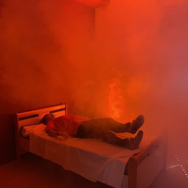 Prévention incendie dans les hôtels et internats Couloir d’hôtel avec signalétique de sécurité incendie